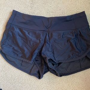 Lululemon speed up shorts size 4